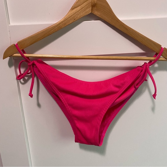 Barbie Pink and Blue Bikini - Picture 5 of 6